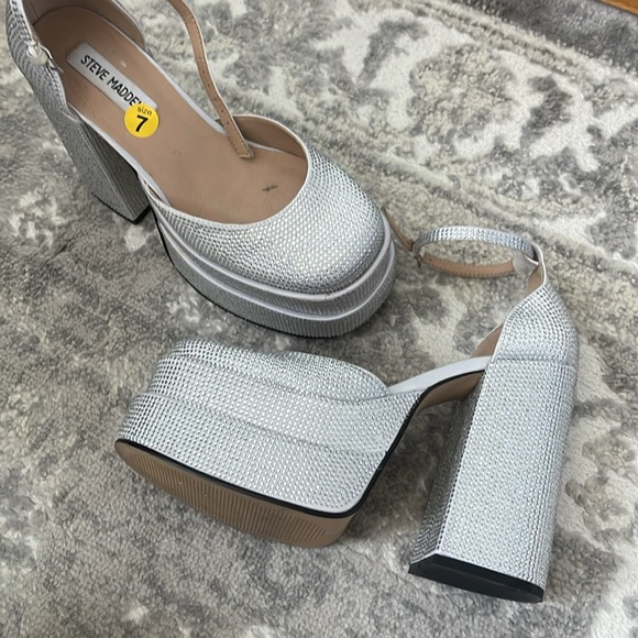 STEVE MADDEN New Charlize Rhinestone Platforms - Picture 12 of 13